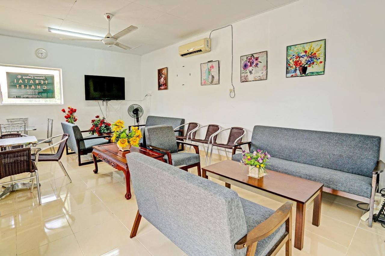 Отель Capital O 90423 Teratai Chalet Kampong Raja Экстерьер фото